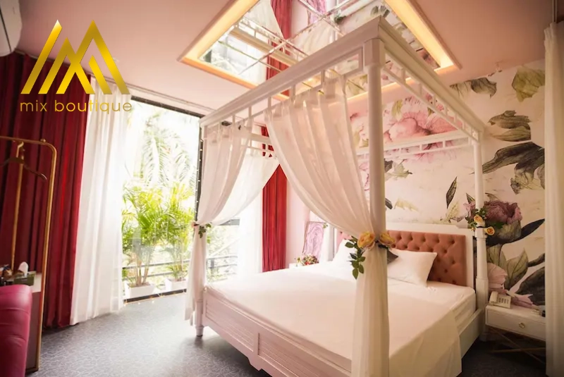 Khách sạn ghế tình yêu hà nội