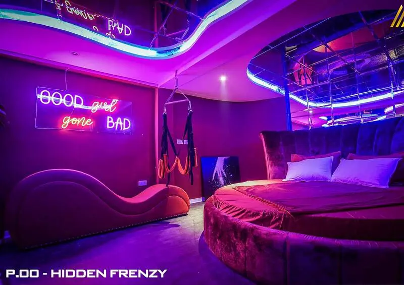 Mix Boutique Hotel 256B Đặng Tiến Đông
