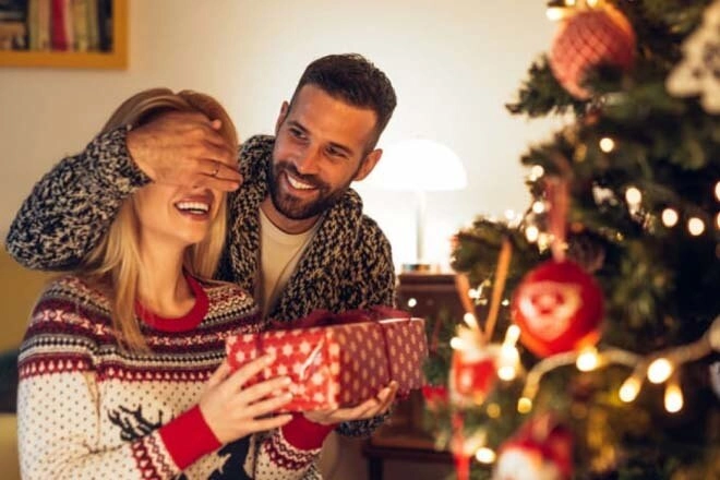 Top 15+ Quà Noel Cho Bạn Gái Độc Đáo Và Ý Nghĩa Nhất