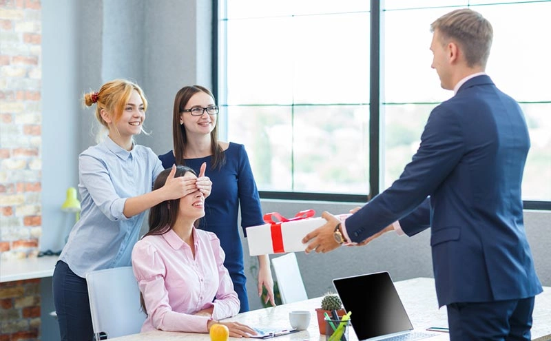​​​​​​​9+ Quà 20/10 Cho Sếp Nữ Ý Nghĩa Và Độc Đáo Nhất