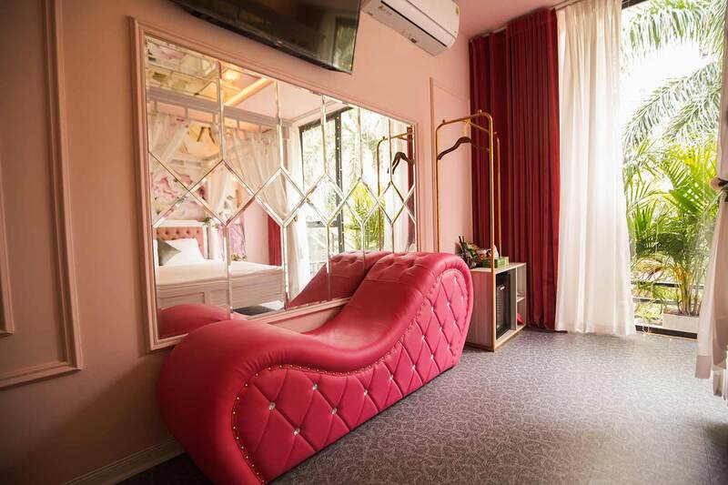 Khách sạn tình yêu - Honeymoon