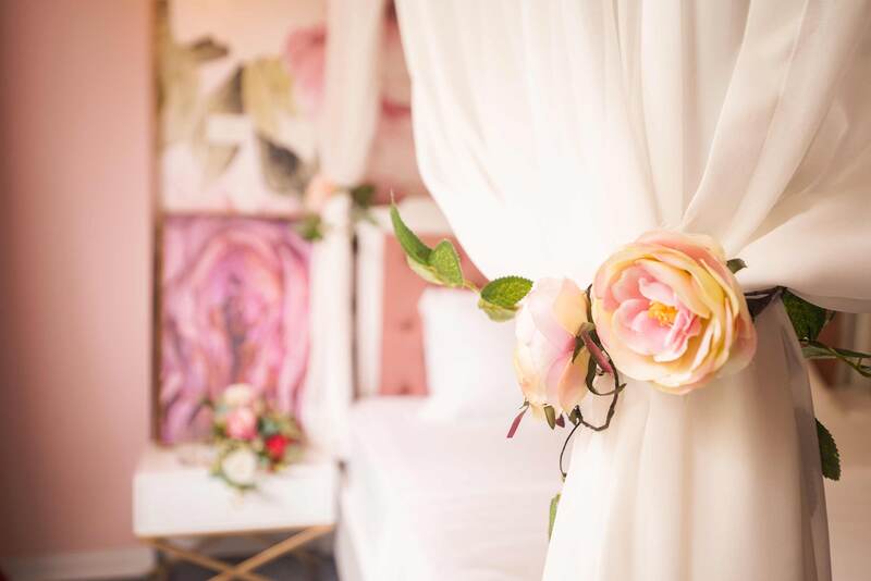 Khách sạn tình yêu - Honeymoon